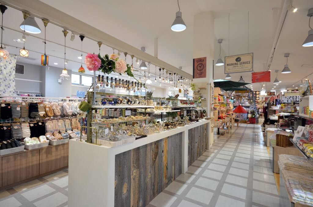 ZAKKA＆COSME JUN (zakka) / Toyama