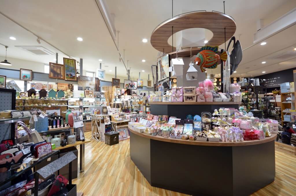 ZAKKA＆COSME JUN (zakka) / Toyama