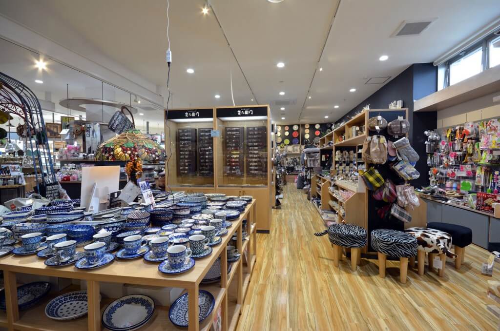 ZAKKA＆COSME JUN (zakka) / Toyama
