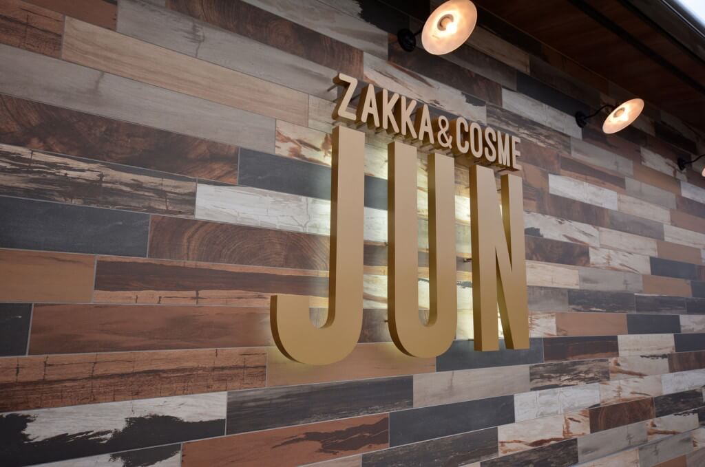 ZAKKA＆COSME JUN (facade) / Toyama