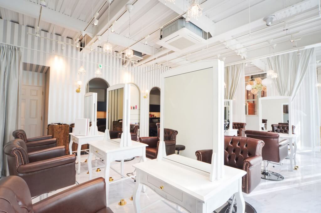 aile 富雄店 / Nara