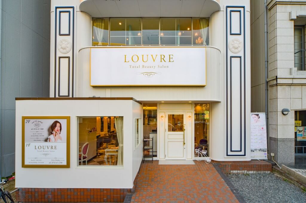 LOUVRE 学園前店 / Nara