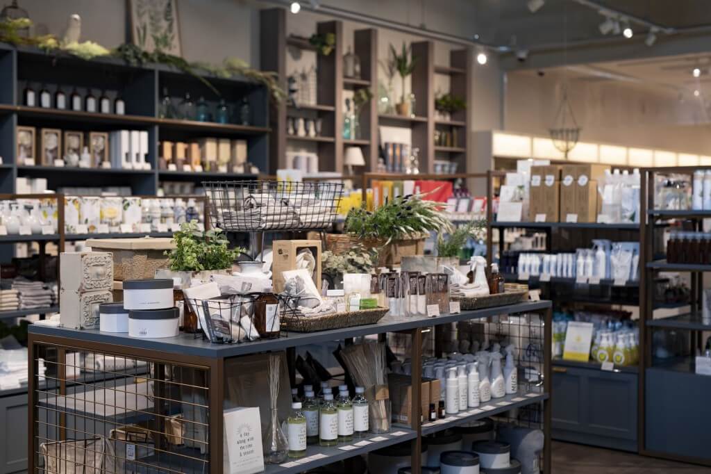 Aming 金沢保古店 / Ishikawa