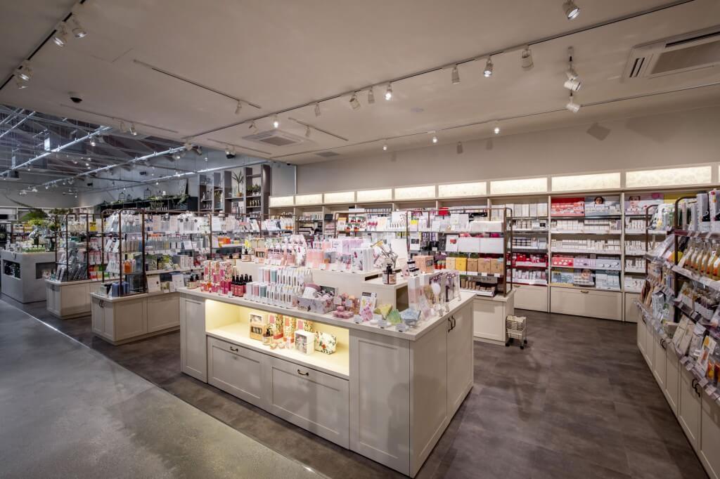 Aming 金沢保古店 / Ishikawa