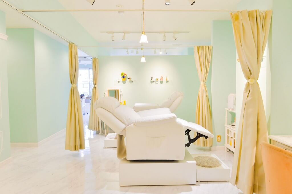 mary nail&eyelash 学園前店 / Nara