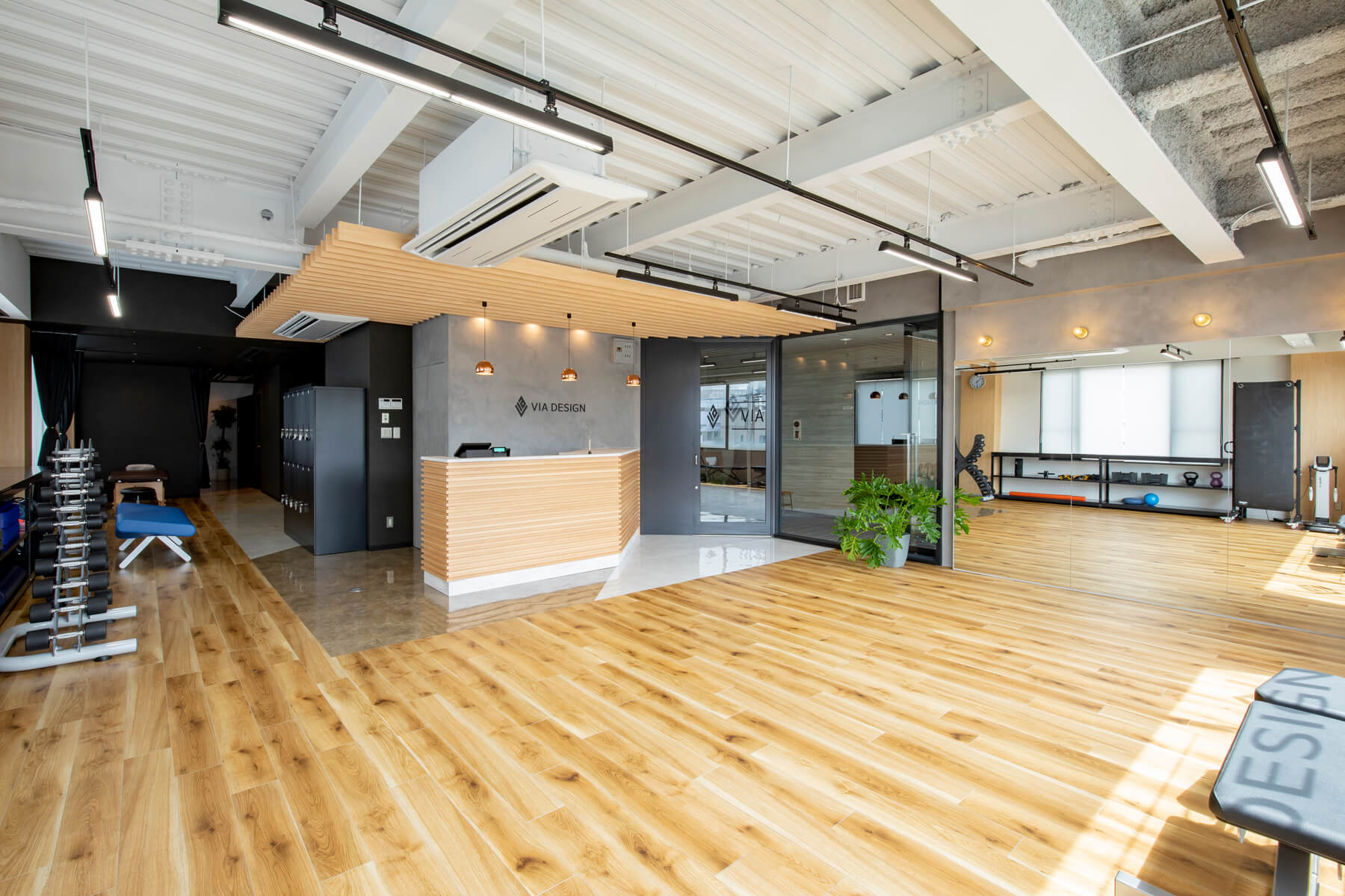 Via Design／Ishikawa