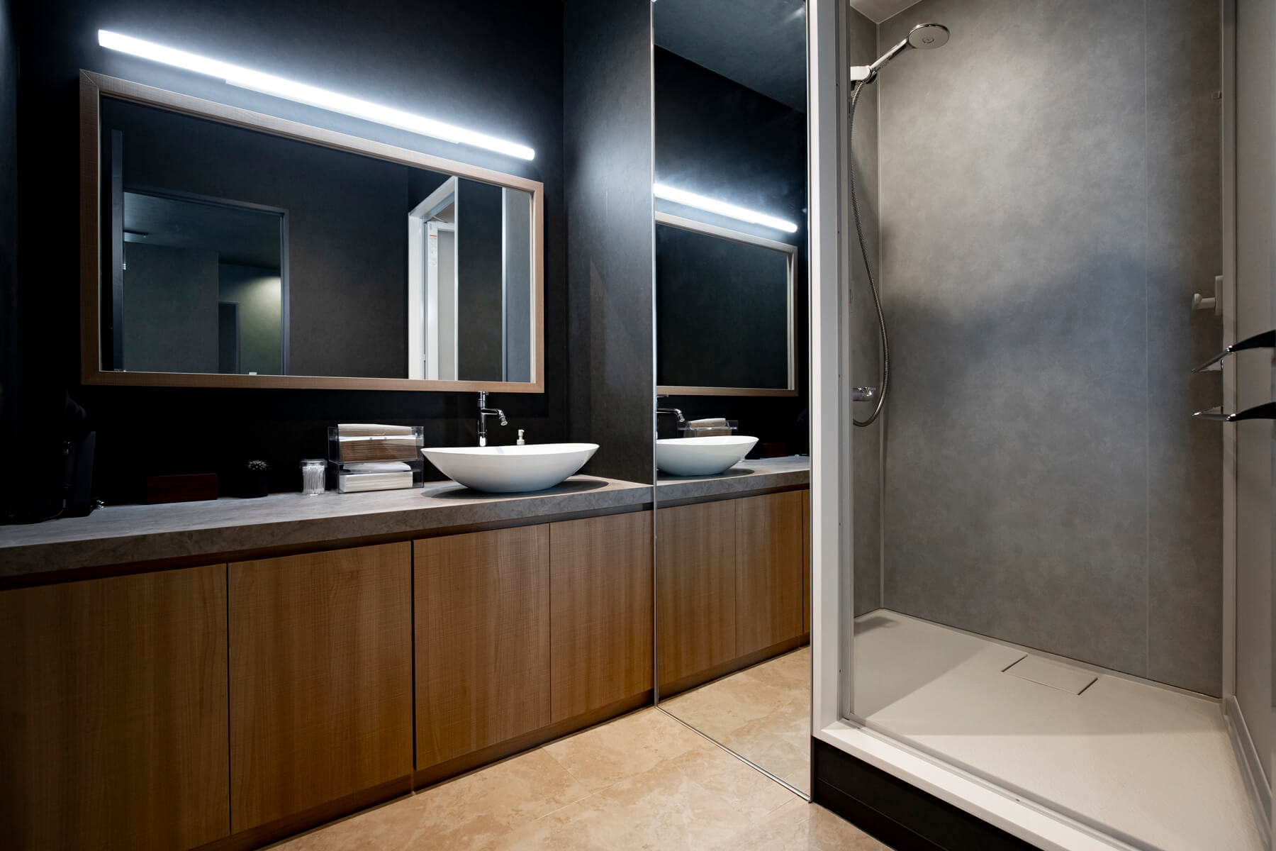 Via Design／Ishikawa