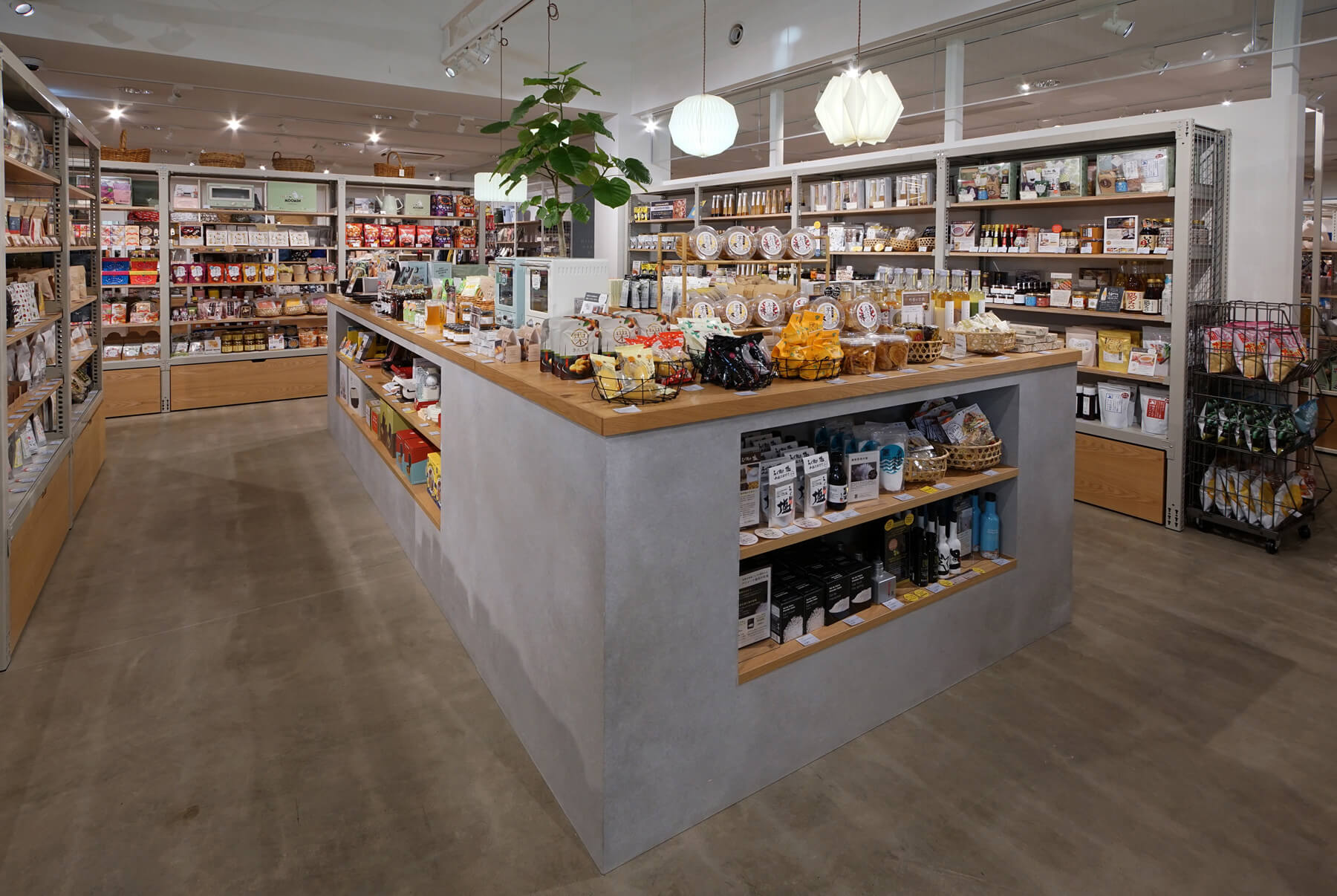 アミング若杉店／Fukui
